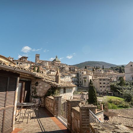 אפרטהוטל אסיסי Residenza D'Epoca San Crispino מראה חיצוני תמונה