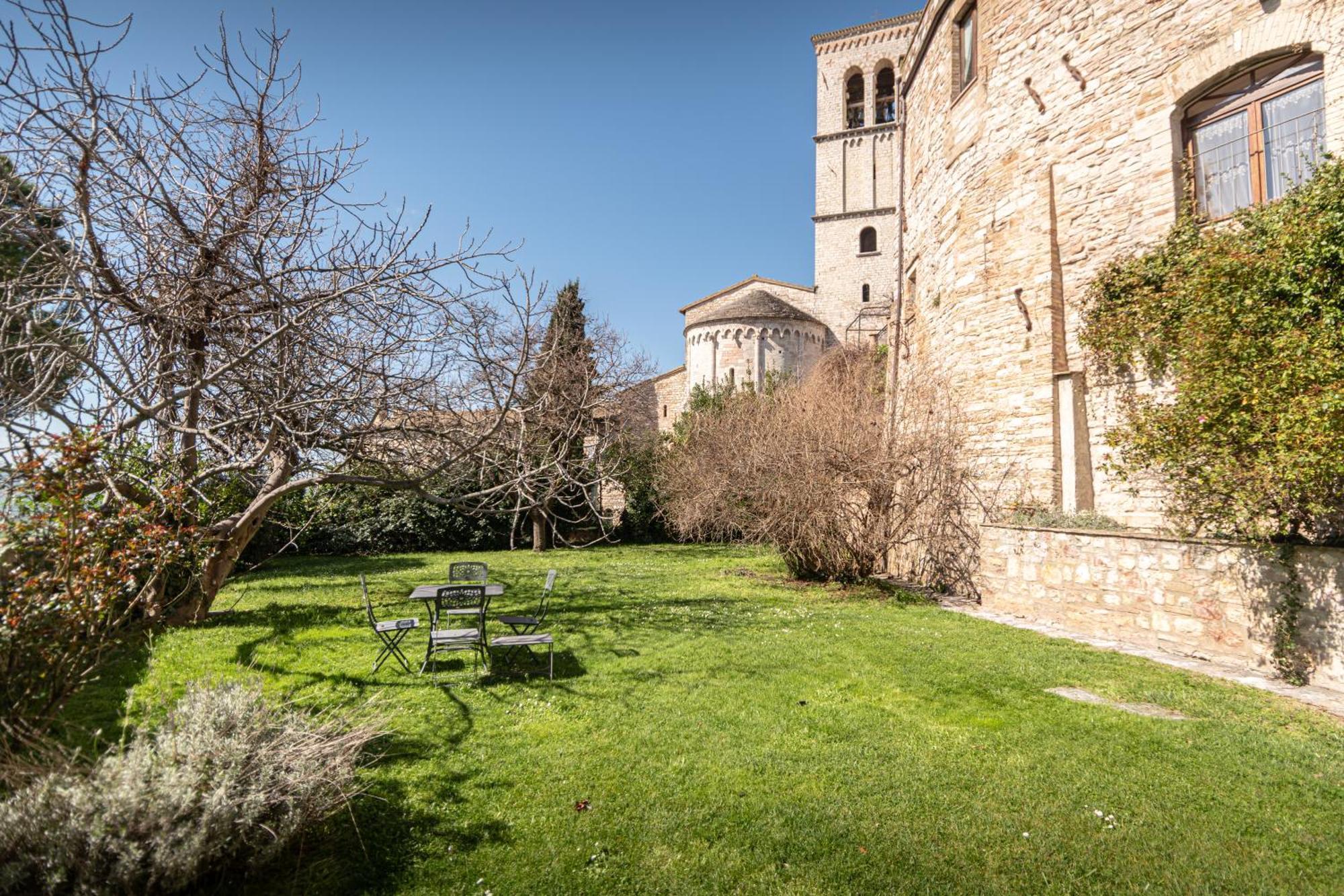 אפרטהוטל אסיסי Residenza D'Epoca San Crispino מראה חיצוני תמונה