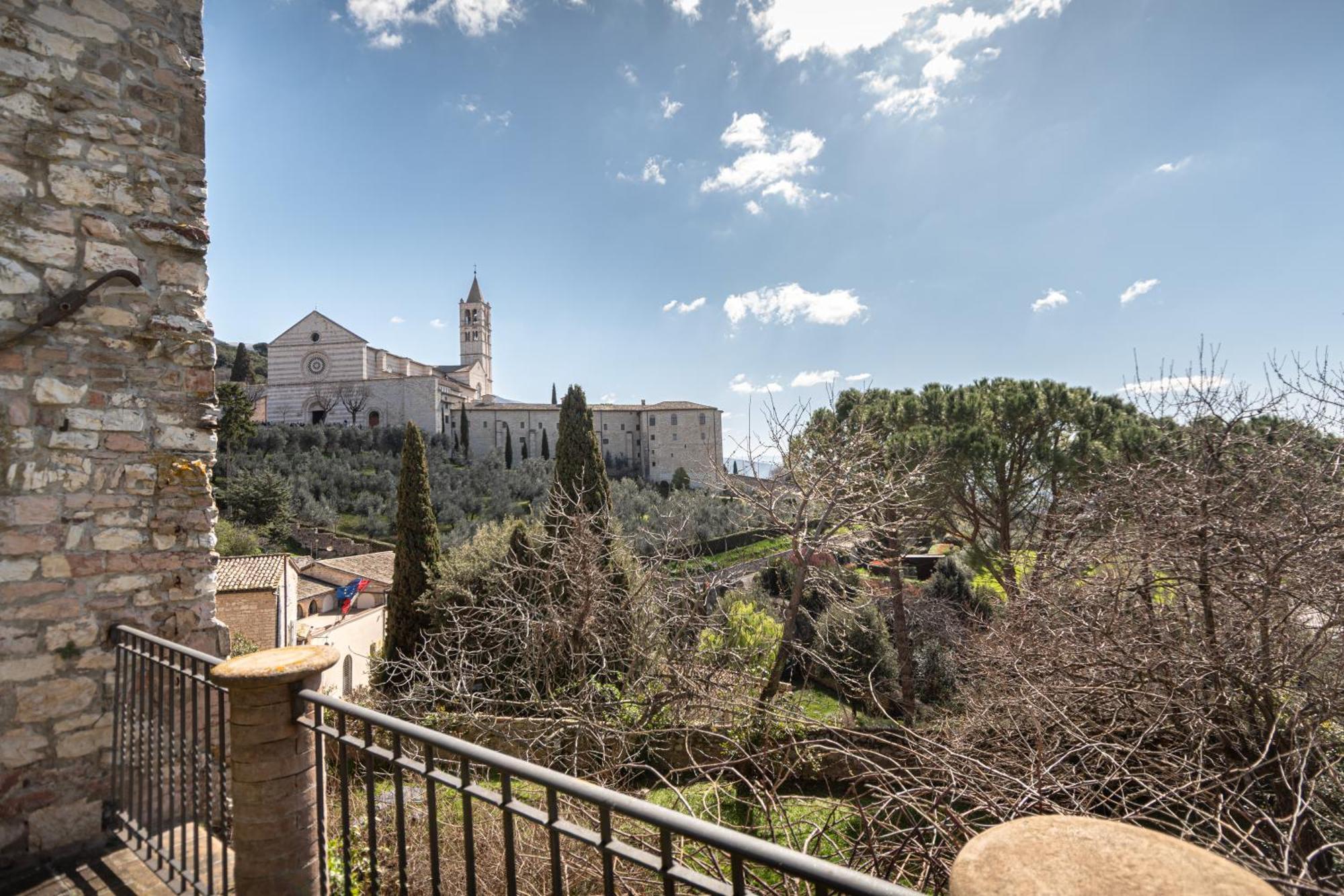 אפרטהוטל אסיסי Residenza D'Epoca San Crispino מראה חיצוני תמונה