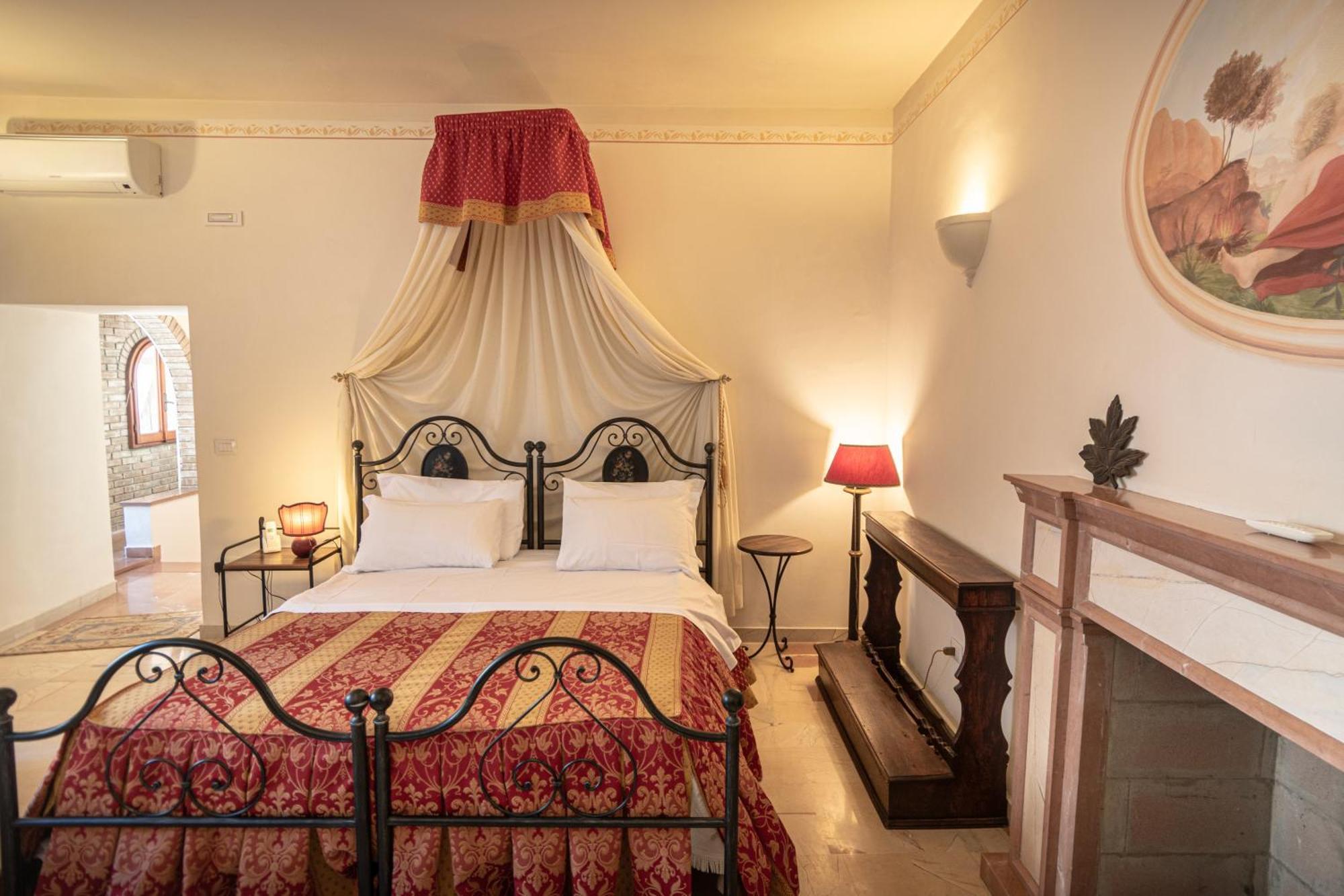 אפרטהוטל אסיסי Residenza D'Epoca San Crispino מראה חיצוני תמונה